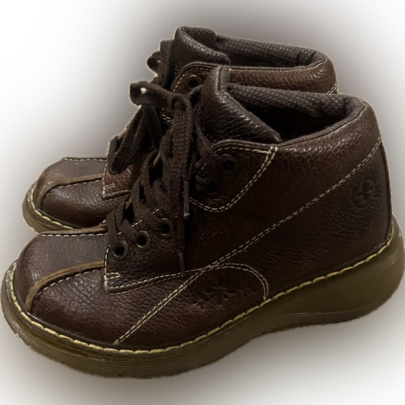 Dr Martens Vintage Women’s Claudia Flower Power Chunky Ankle Boot Shoes US 6 - Picture 2 of 5